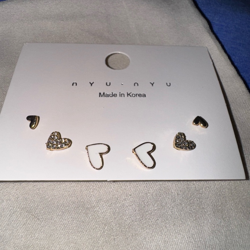 Gold and Black Heart Earrings Set